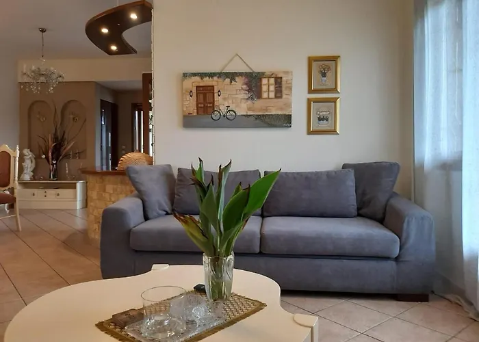 Nyaraló Vintage Nikíti